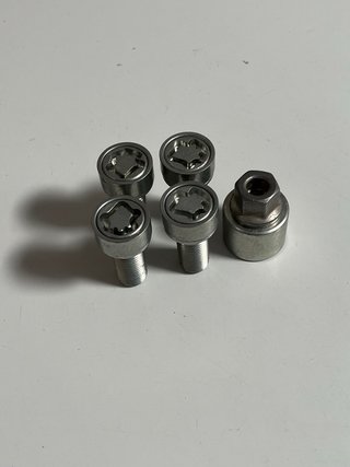 Tornillos antirrobo VW golf Audi seat vw T4 T5T6.1