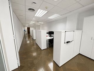Oficina en alquiler en La Dreta de l'Eixample en Barcelona