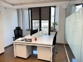 Oficina en alquiler en La Dreta de l'Eixample en Barcelona