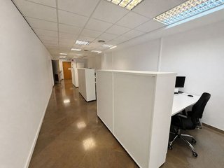 Oficina en alquiler en La Dreta de l'Eixample en Barcelona