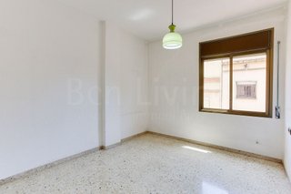 Piso en alquiler en El Camp de l'Arpa del Clot en Barcelona