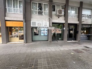 Local comercial en alquiler en Les Corts en Barcelona