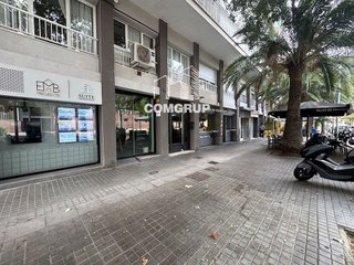 Local comercial en alquiler en Les Corts en Barcelona