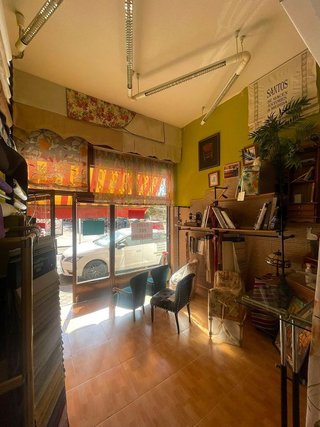 Local comercial en alquiler en Pueblo Nuevo en Madrid
