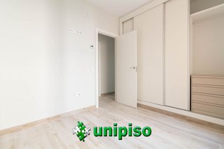 Piso en alquiler en Palos de Moguer en Madrid