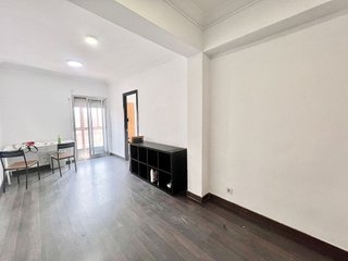 Piso en alquiler en Pradolongo en Madrid