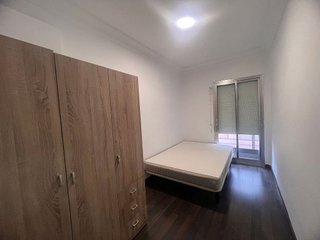 Piso en alquiler en Pradolongo en Madrid