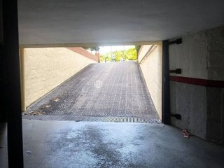 Garaje en venta en La Maternitat i Sant Ramon en Barcelona