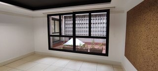 Oficina en alquiler en La Maternitat i Sant Ramon en Barcelona