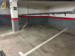 Garaje en venta en San Isidro en Madrid