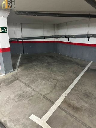 Garaje en venta en San Isidro en Madrid