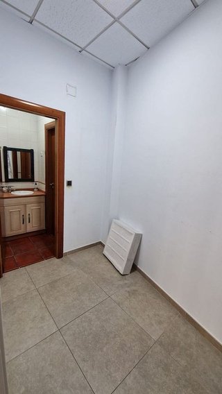 Local comercial en venta en La Chantría - La Lastra en León