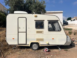 Caravana Adria - 750 kg