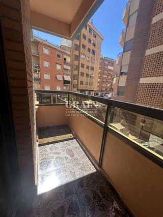 Piso en alquiler en Feria en Albacete