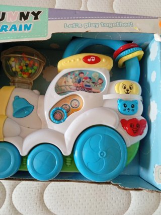 Juguete tren divertido para bebés