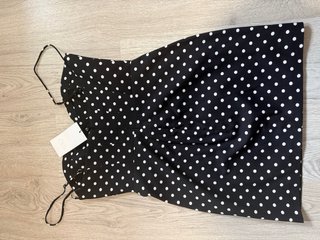 Vestido Zara lunares negro y blanco