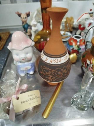 Maletín con Souvenirs Variados