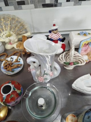 Maletín con Souvenirs Variados