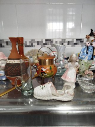 Maletín con Souvenirs Variados