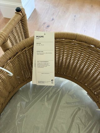 Butaca de mimbre El Corte Inglés.