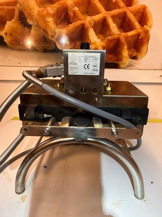 Máquina de gofres profesional HVD A57