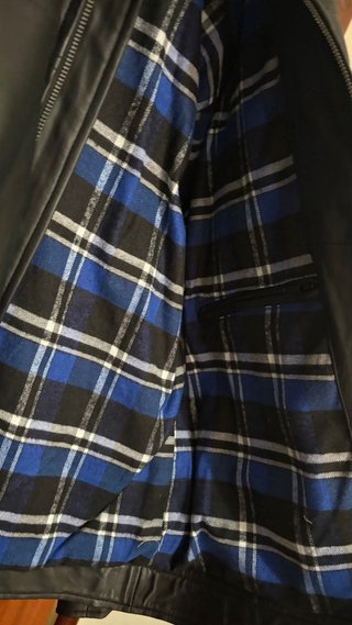 Chaqueta de cuero negra