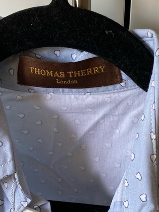 Camisa Thomas Therry London azul con etiqueta