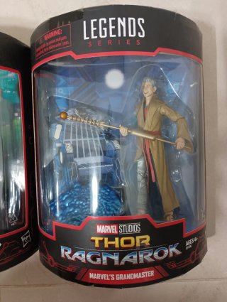 Marvel Legends Coleccionista y Gran Maestro