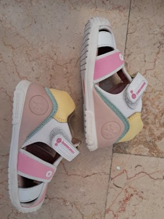 Sandalias bebé Biomecanics Talla 19