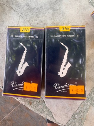 2 Cajas Cañas Saxo Alto Vandoren 3 1/2