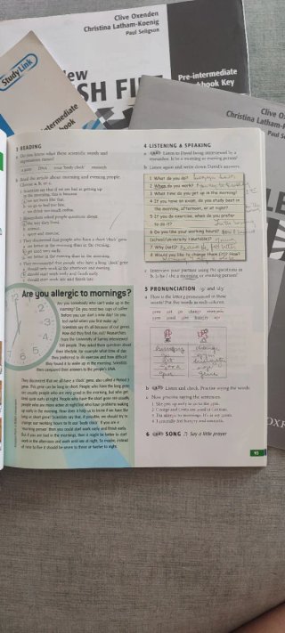 New English File pre intermediate