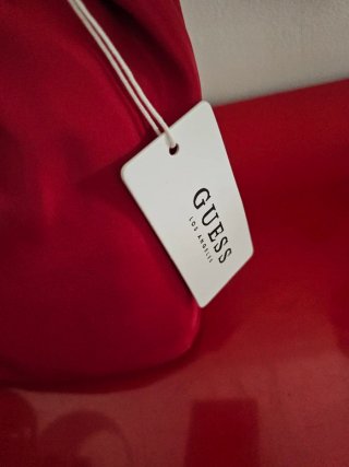 Necessaire/saco Guess Vermelha Dourada