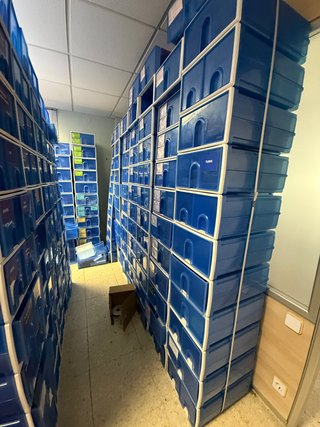 Cajas de plástico para almacenaje 605 unidades