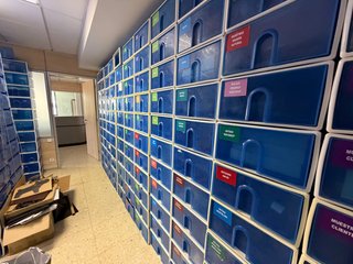 Cajas de plástico para almacenaje 605 unidades