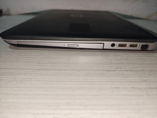 Laptop/laptop Hp I5 2,4 GHz + SSD da 8 GB + 256 GB