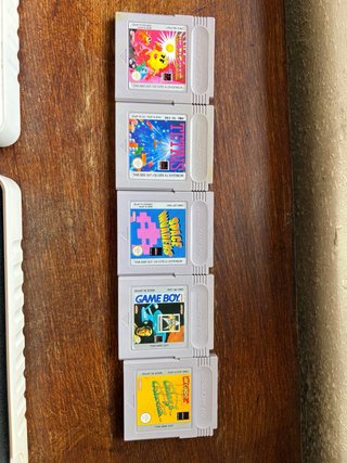 Nintendo Game Boy Skeleton,Gamekeeper y juegos