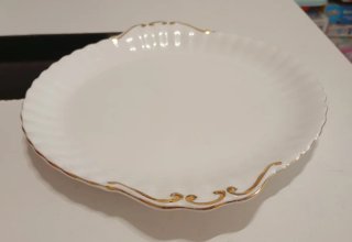 Plato de porcelana con asas  Royal Albert val d'or