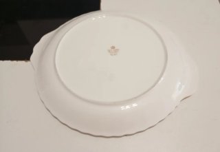 Plato de porcelana con asas  Royal Albert val d'or