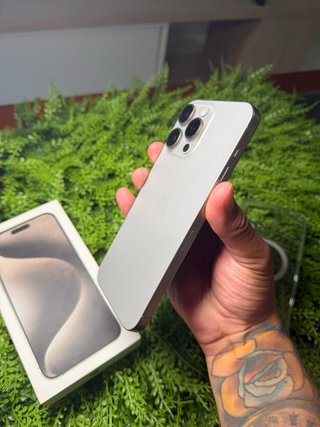iPhone 15 Pro Max 256 GB Natural Titanium