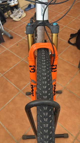 Bicicleta Montagna KTM