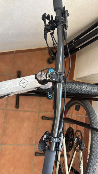 Bicicleta Montagna KTM