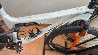 Bicicleta Montagna KTM