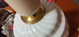 Lámpara de mesa de porcelana floral