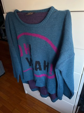 Camisola feminina azul e roxo, veste ate um M