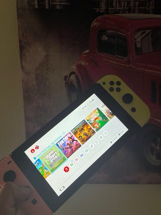 Nintendo Switch Joy-Con Rosa e Giallo