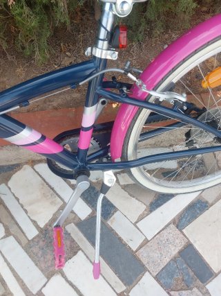 Bicicleta Niña B'TWIN Original 500 cesta negra