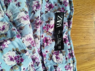 Falda pantalón Zara floral