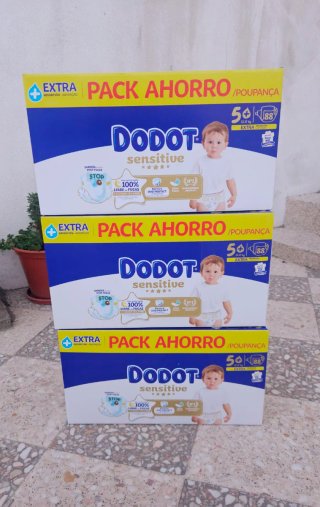 264 Pañales(3x88) Dodot Sensitive t5+