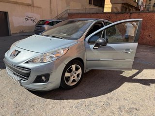 Peugeot 207 2009