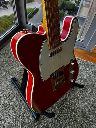 Guitarra tipo Telecaster